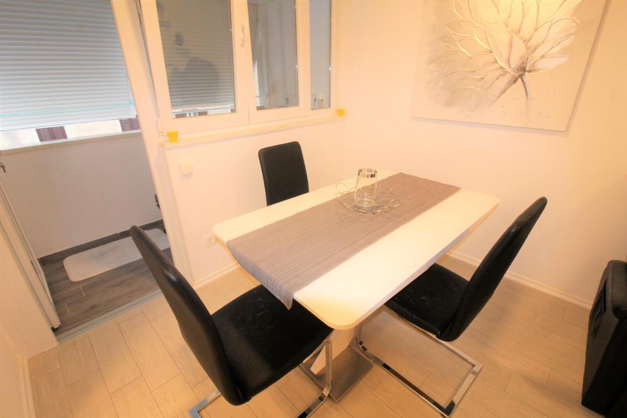 Apartment Pia シベニク エクステリア 写真