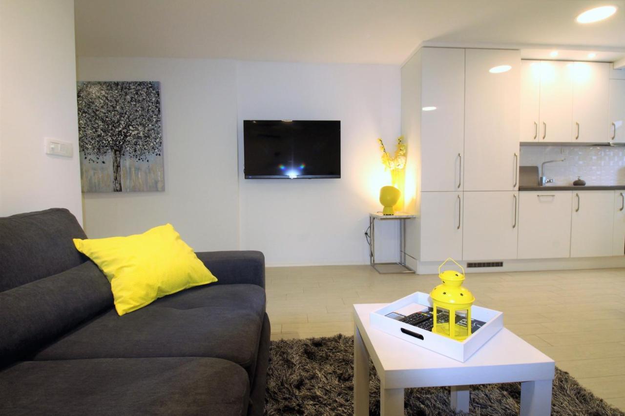 Apartment Pia シベニク エクステリア 写真