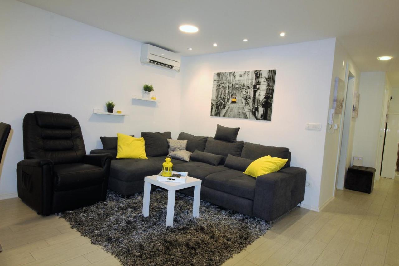 Apartment Pia シベニク エクステリア 写真