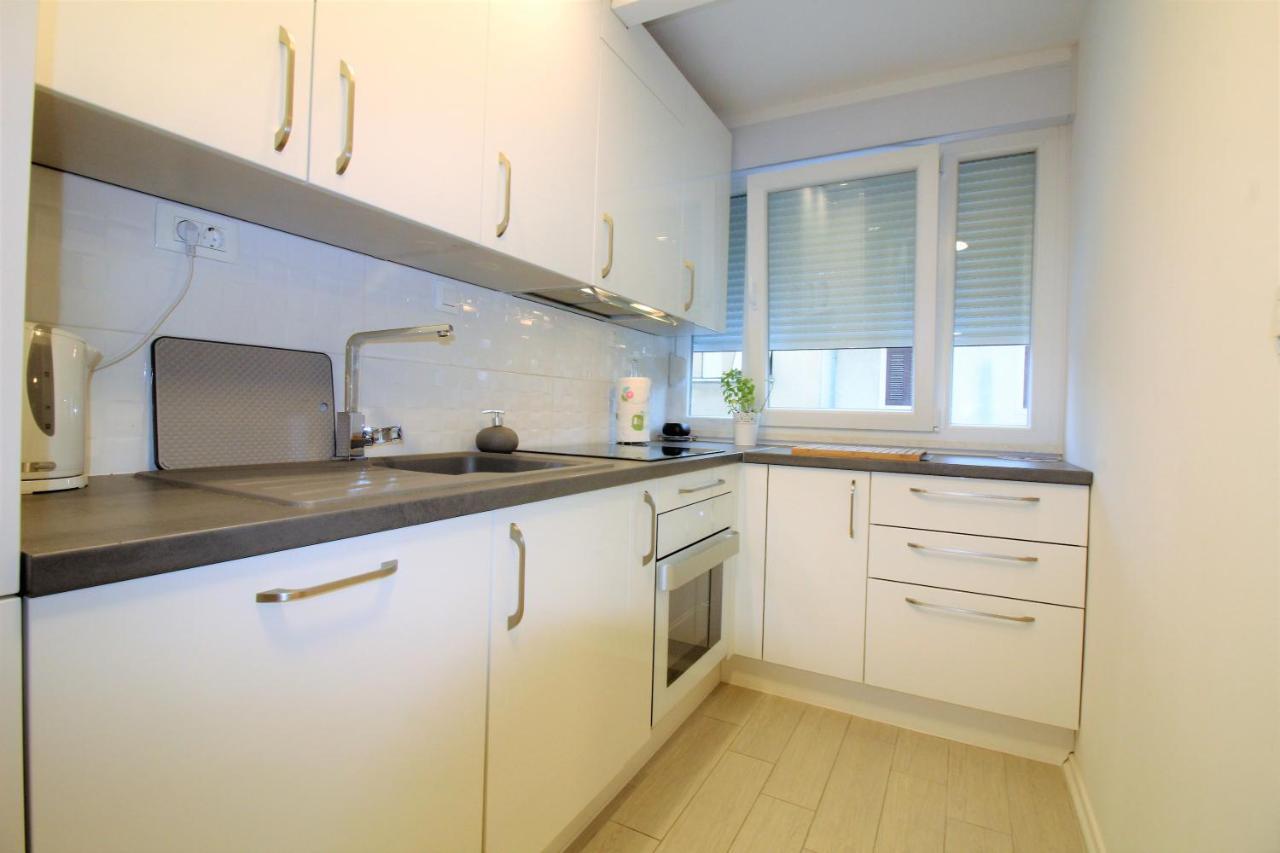 Apartment Pia シベニク エクステリア 写真